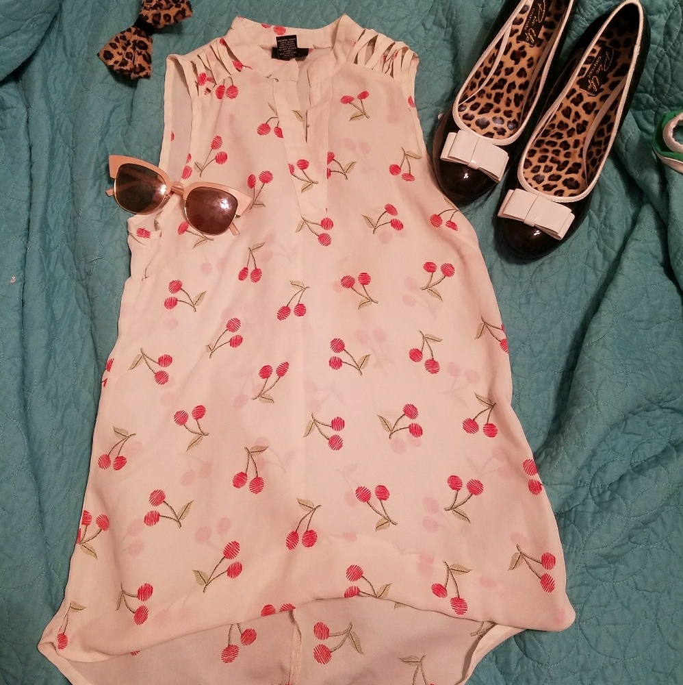 Cherry print flowy top